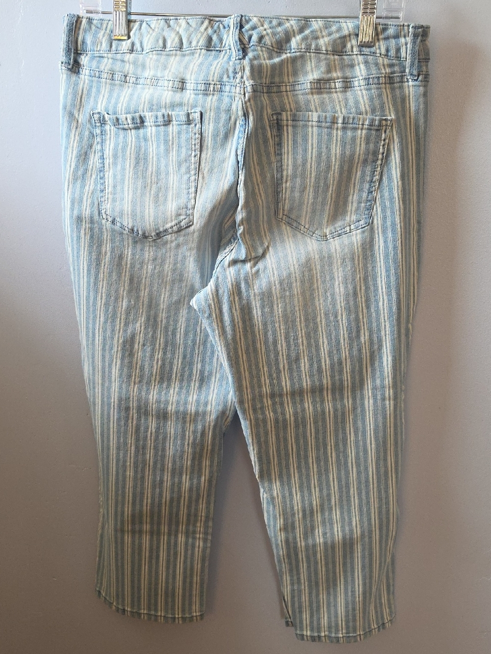 Nine West Blue and White Striped Cropped Jeans Christie Capri - Picture 5 of 6